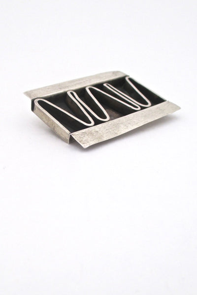 Betty Cooke USA American Modernist large silver shadowbox brooch