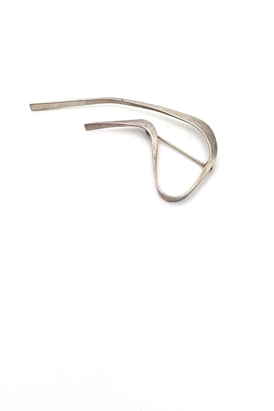 Betty Cooke USA vintage silver large freeform brooch 1960s 1970s American Modernist jewelry design