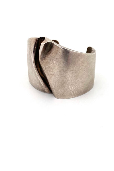 Lapponia Finland vintage silver large Igol cuff bracelet Bjorn Weckstrom 1974 Scandinavian Modernist jewelry design
