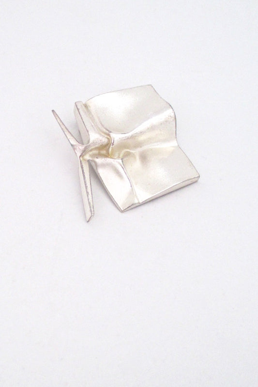 Bjorn Weckstrom for Lapponia Finland vintage silver sculptural brooch pendant