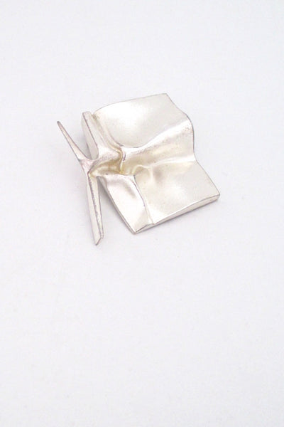 Bjorn Weckstrom for Lapponia Finland vintage silver sculptural brooch pendant