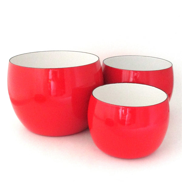 Dansk France vintage enamel set of red bowls by Quistgaard