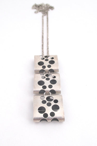 Elis Kauppi for Kupittaan Kulta long kinetic pierced silver pendant necklace