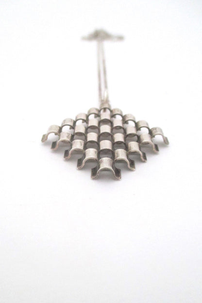 Elis Kauppi Kupittaan Kulta Finland vintage Scandinavian modernist silver pendant necklace