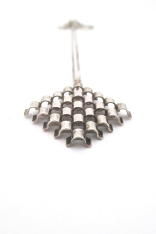Elis Kauppi Kupittaan Kulta Finland vintage Scandinavian modernist silver pendant necklace
