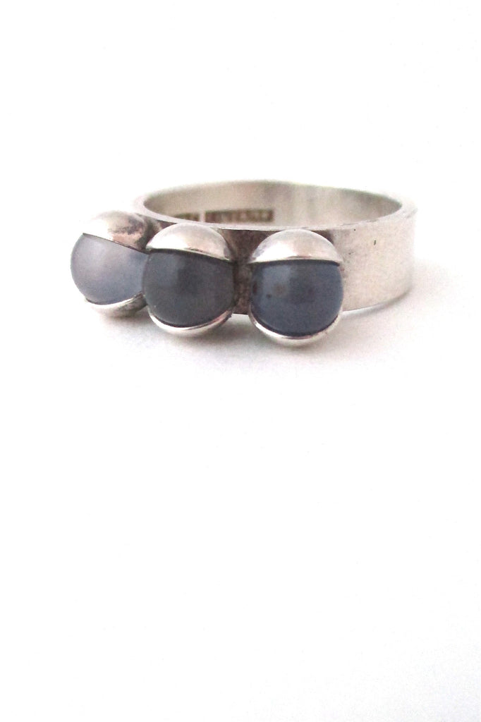 Elis Kauppi for Kupittaan Kulta Finland vintage silver & chalcedony ring