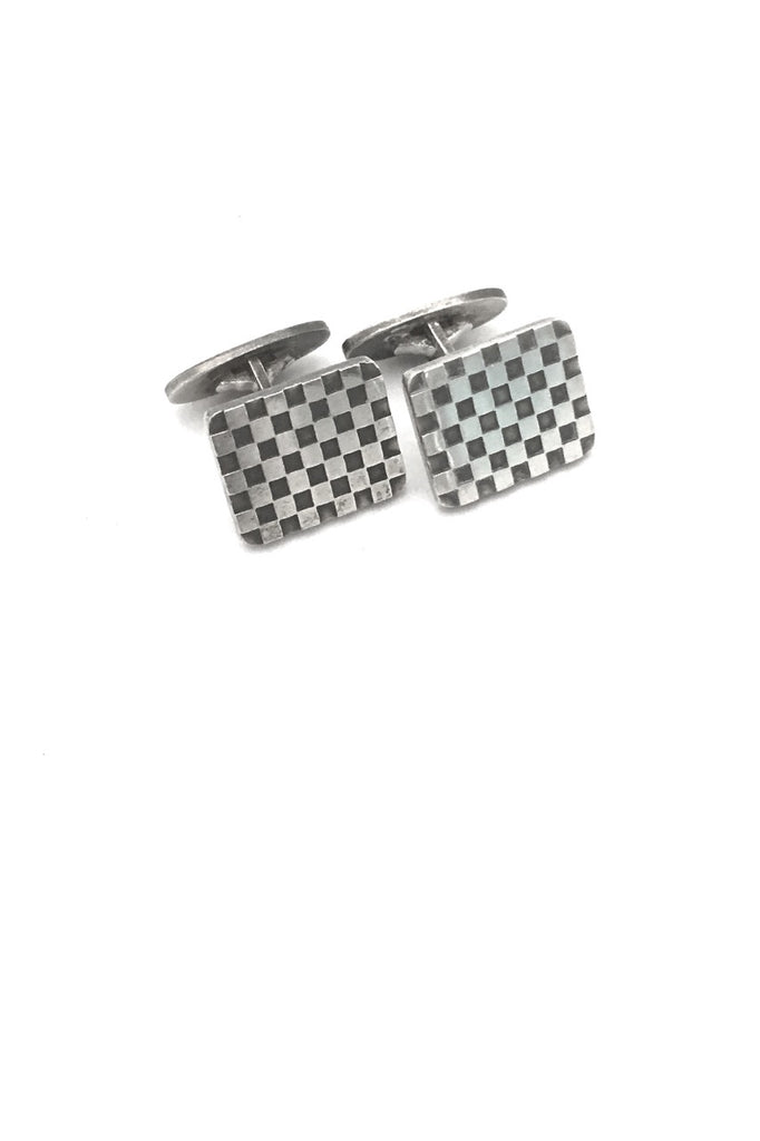 detail Georg Jensen Denmark vintage silver checkerboard cufflinks 113 by Flemming Eskildsen