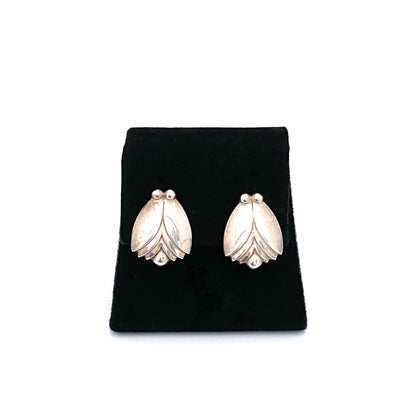 detail Georg Jensen Denmark vintage silver clip earrings 106 Harald Nielsen Scandinavian Modernist jewelry design