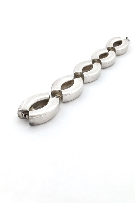 Georg Jensen Denmark massive vintage silver bracelet 218 by Astrid Fog ca 1970 rare Scandinavian Modernist jewelry design