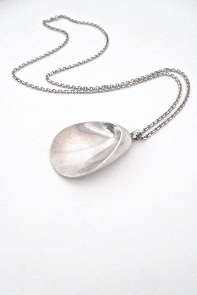 Georg Jensen Denmark vintage silver modernist shell necklace 328 by Nanna Ditzel Scandinavian Modern Design