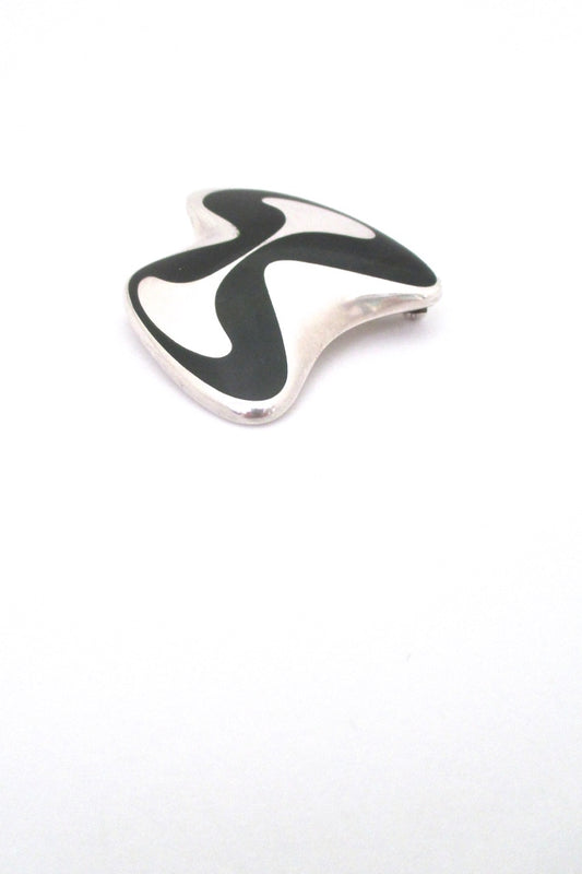 detail Georg Jensen Denmark vintage silver enamel Modernist Scandinavian brooch 315 by Henning Koppel