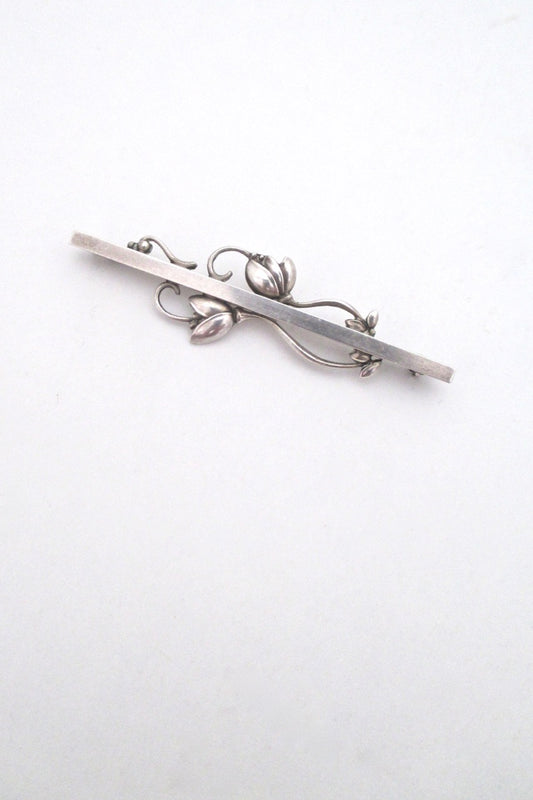 detail Georg-Jensen-vintage-silver-Art-Deco-bar-brooch-by-Georg-Jensen