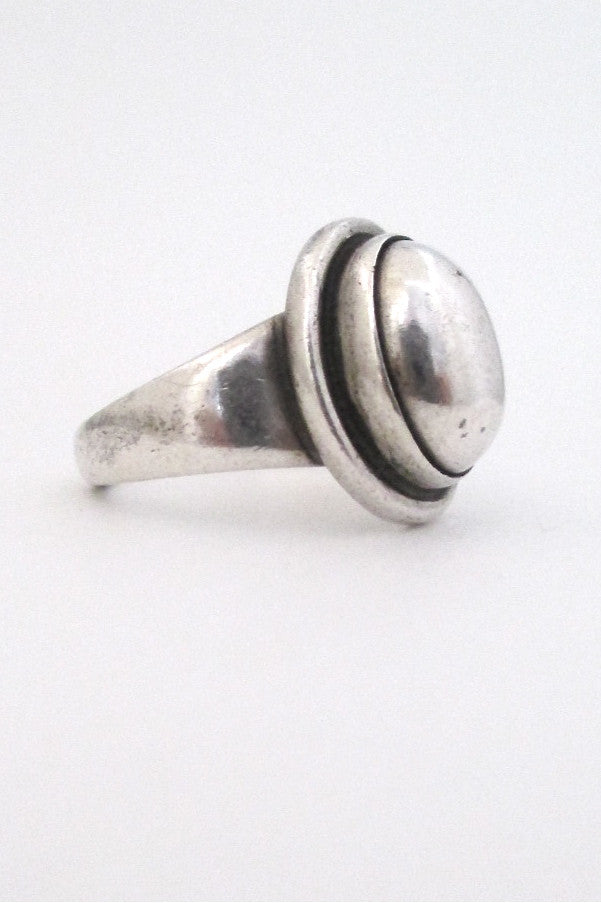 profile Georg Jensen Denmark vintage modernist silver ring #46B by Harald Nielsen