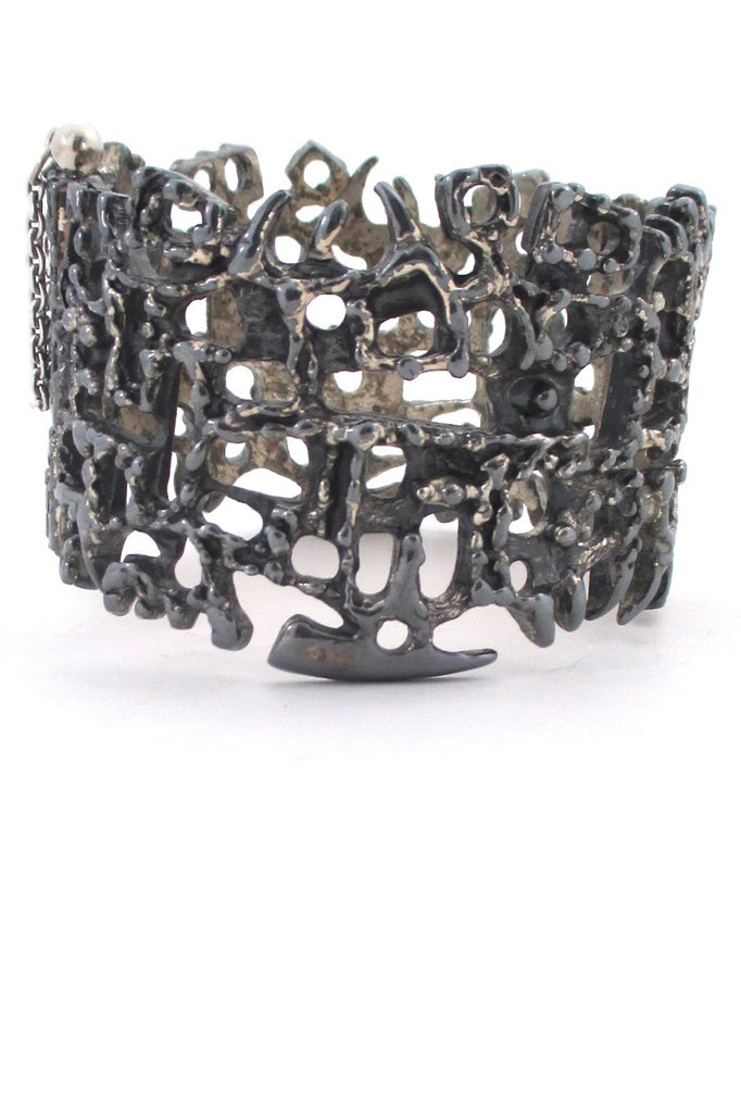 Guy Vidal Canada vintage brutalist pewter hinged bracelet with pin closure