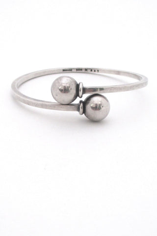 Hans Hansen Denmark vintage Scandinavian Modern silver spheres bangle bracelet
