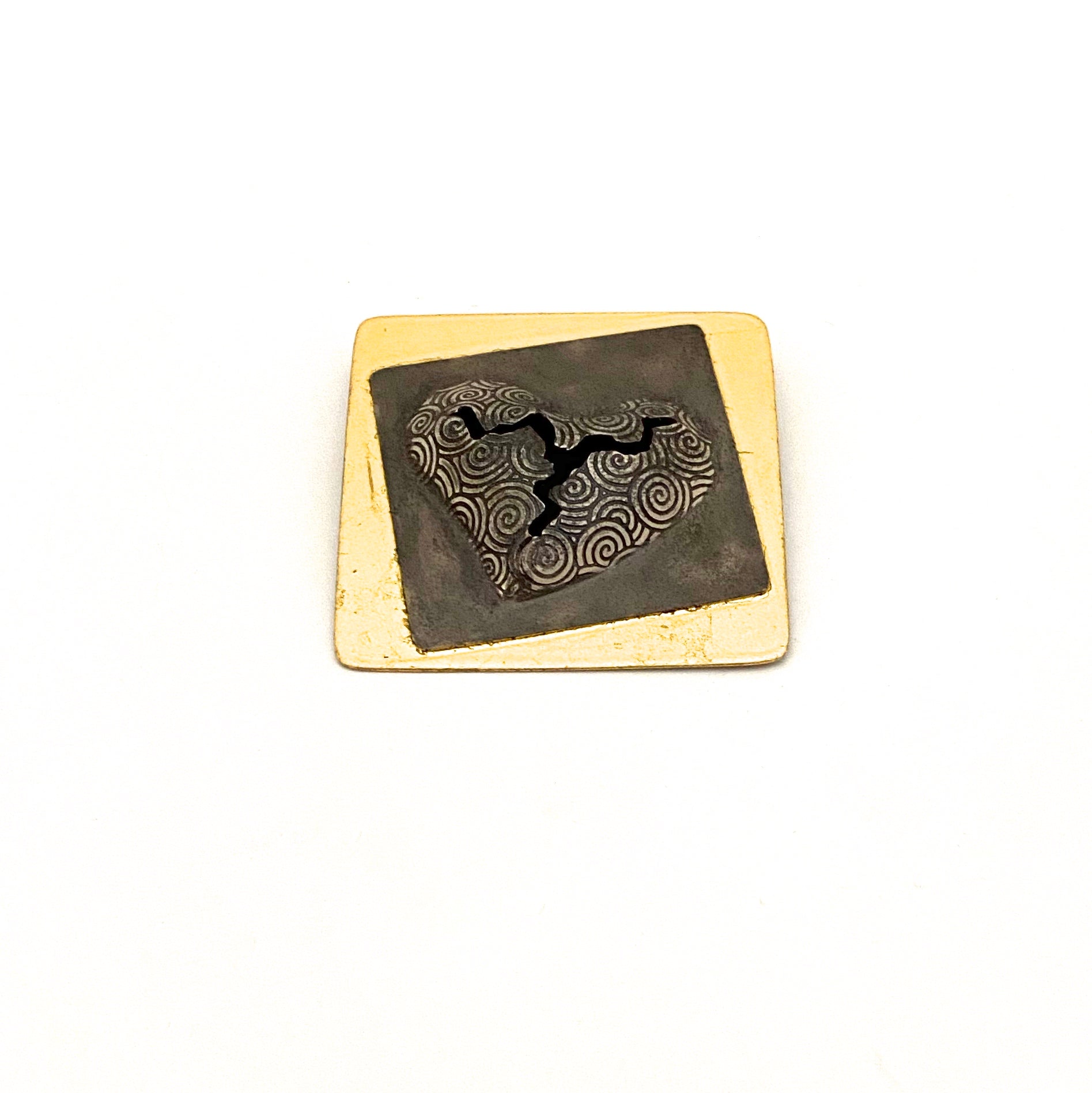 detail vintage postmodern silver 22k heart brooch signed 1996