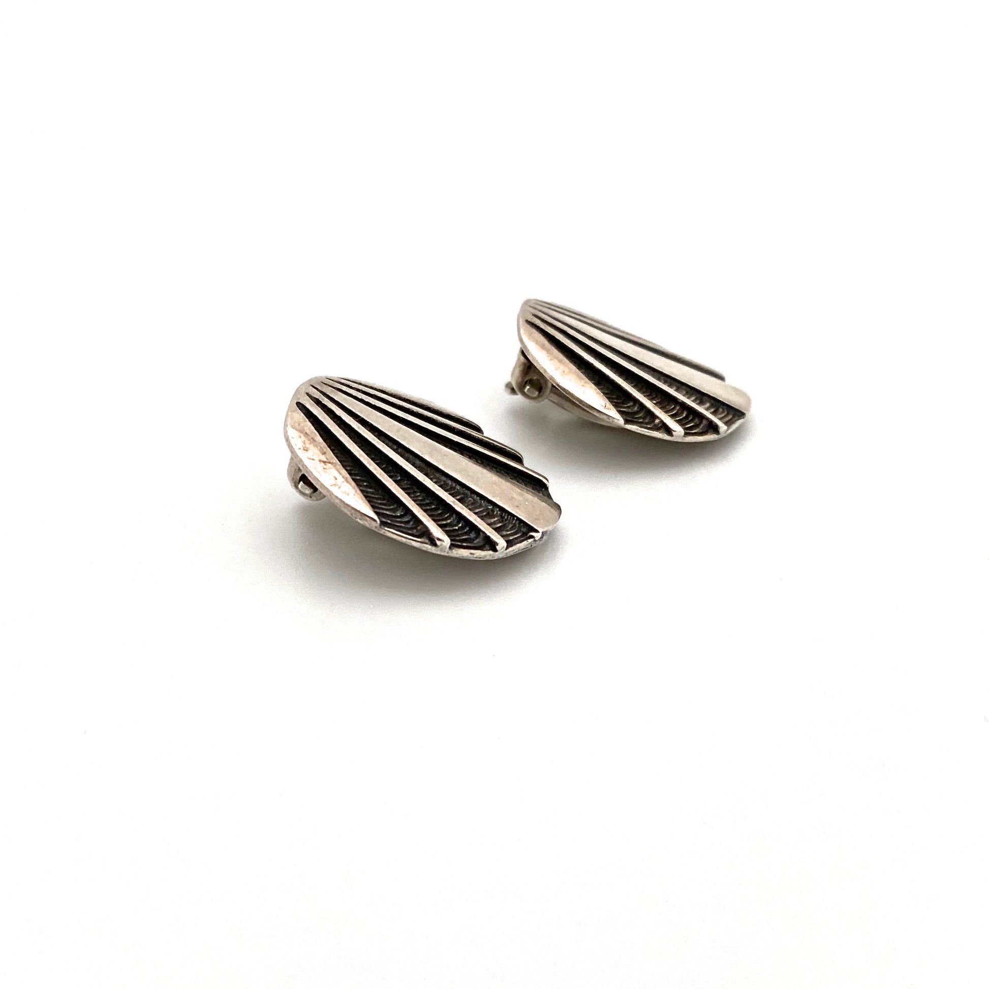 profile Uni David Andersen Norway vintage silver earrings Marianne Berg Scandinavian Modernist jewelry design