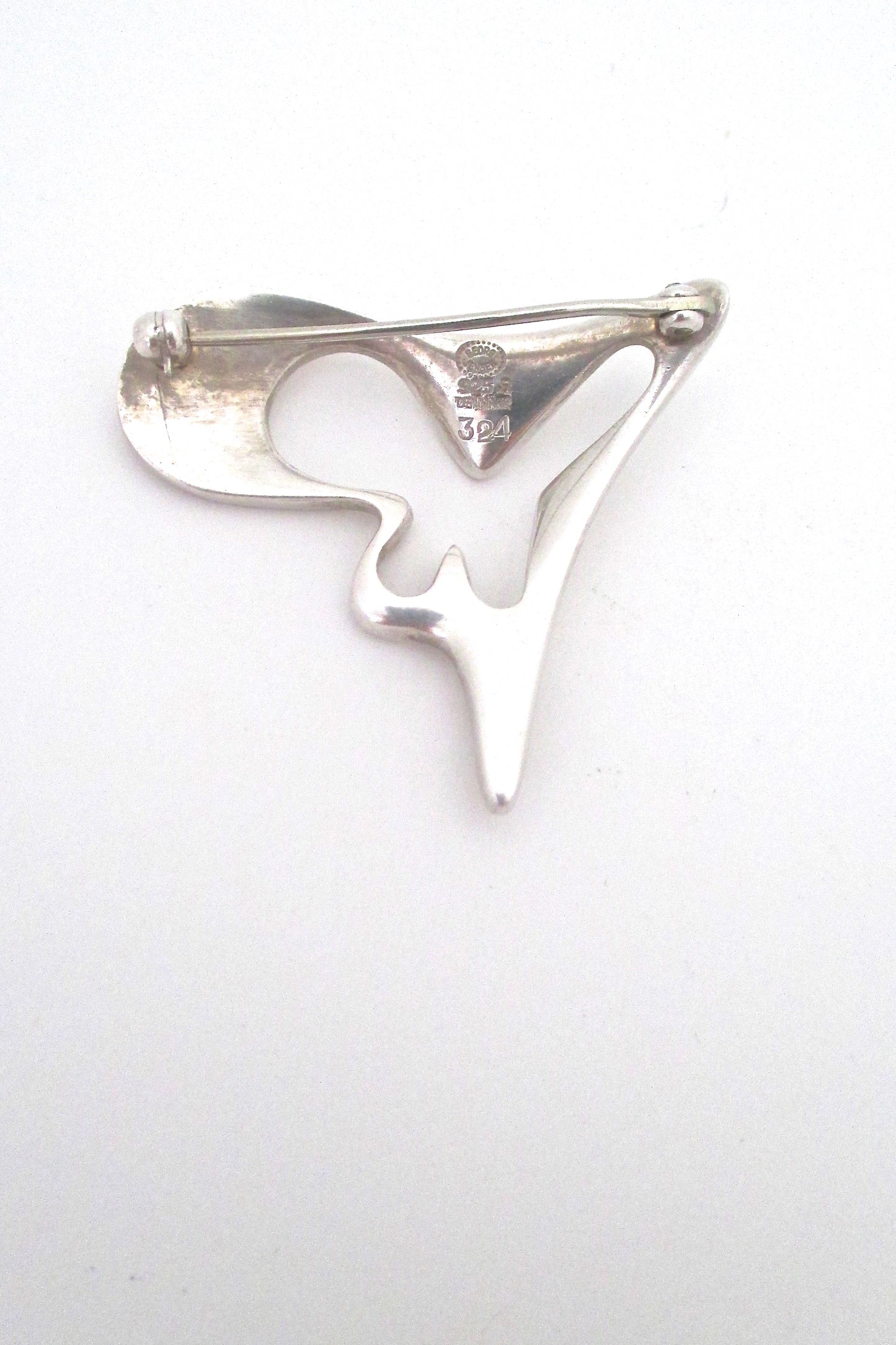 Georg Jensen silver brooch #324 - Henning Koppel