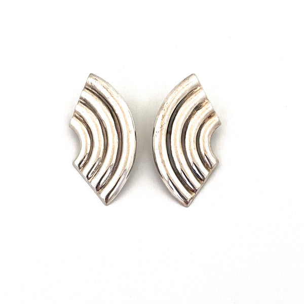 detail large vintage silver rainbow clip earrings Mexico Modernist jewelry design