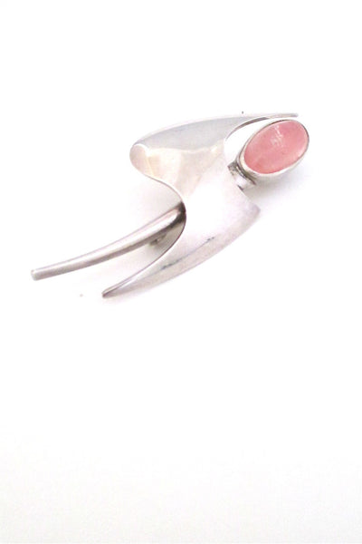 Niels From Denmark vintage modernist silver rose quartz stingray brooch