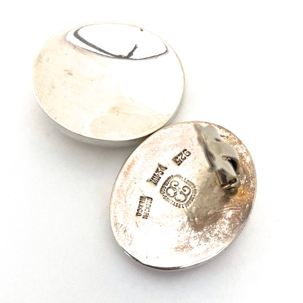 large oval concave silver ear clips ~ los Ballesteros