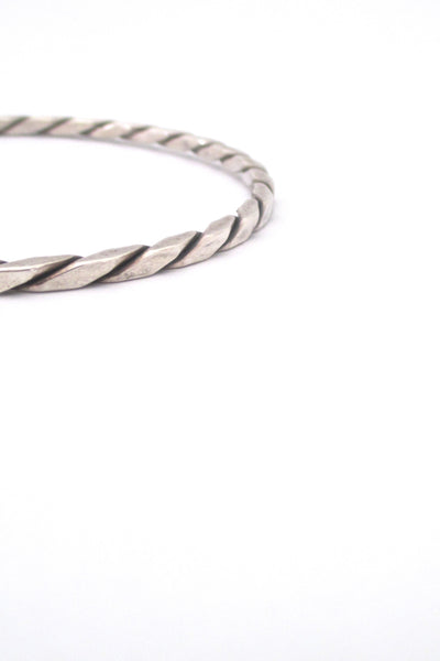 detail Randers Sølvvarefabrik Denmark vintage solid silver twisted bangle bracelet