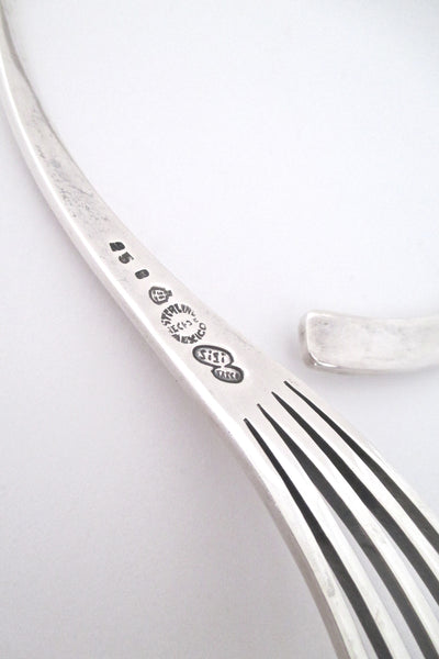 Sigi Pineda heavy silver hinged necklace