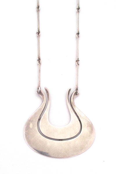 detail David-Andersen Norway large vintage silver Scandinavian Modernist pendant and long link chain