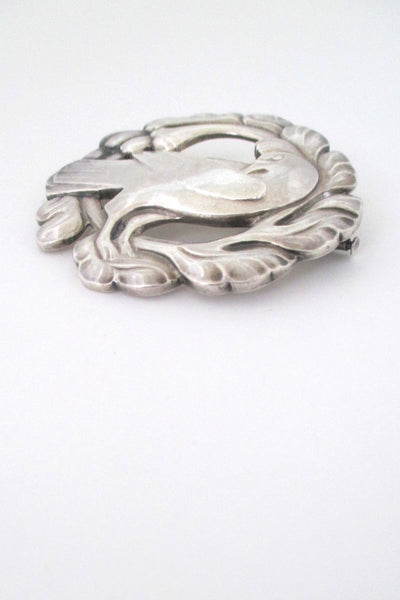 profile Georg Jensen Denmark large classic Scandinavian bird brooch 70 by Kristian Mohl-Hansen large size