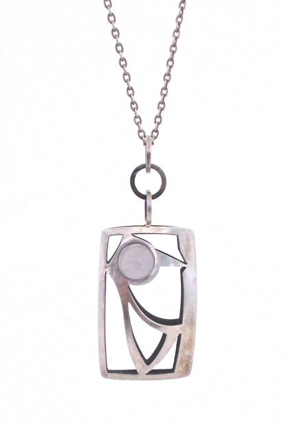 detail Elis Kauppi for Kupittaan Kulta Finland vintage Scandinavian Modern pendant necklace silver chalcedony bird 1966