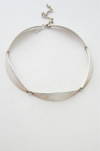 Bent Knudsen Denmark vintage silver modernist boomerang necklace