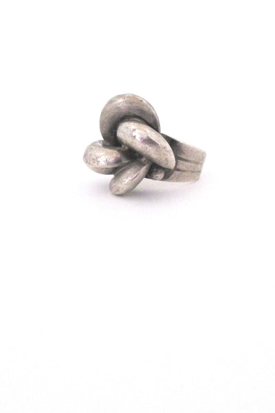 detail Industria Argentina large dimensional mid century modernist sterling silver ring by Antonio Belgiorno