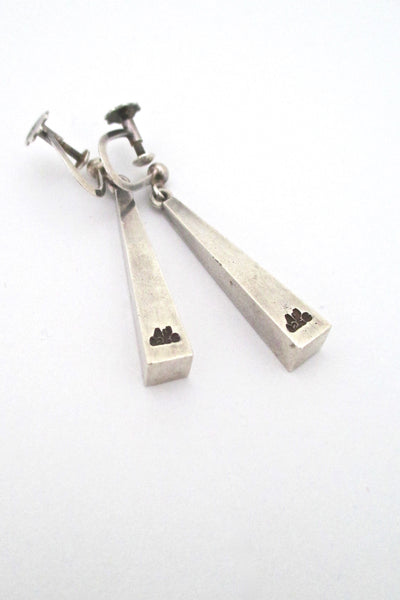 detail Arne Johansen Denmark vintage silver Scandinavian Modern drop earrings