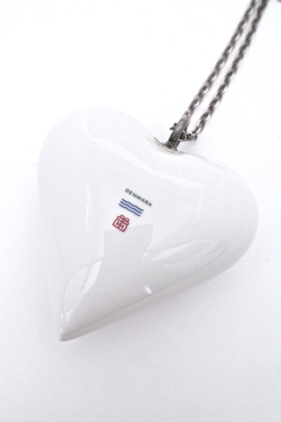 Royal Copenhagen 'big white heart' necklace - original chain