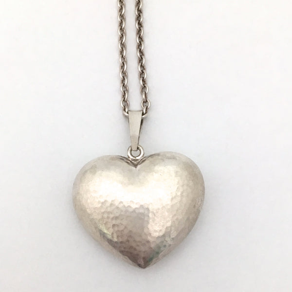 detail Hermann Siersbol Denmark vintage hammered silver heart pendant necklace