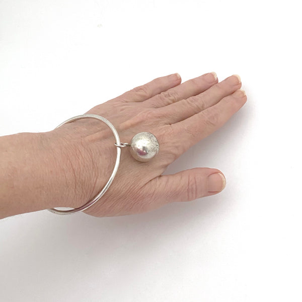 detail Hans Jensen Denmark vintage silver bangle bracelet moving sphere ball Scandinavian Modern jewelry design