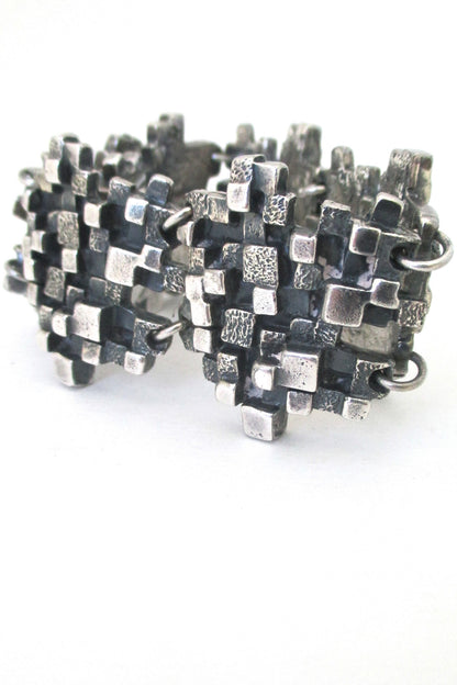 detail Guy Vidal Canada vintage brutalist pewter cubes panel link bracelet