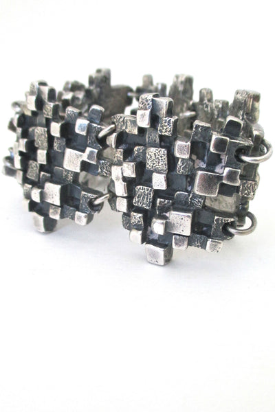 detail Guy Vidal Canada vintage brutalist pewter cubes panel link bracelet