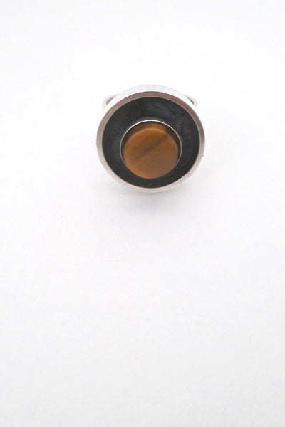detail Elis Kauppi Kupittaan Kulta Finland vintage Scandinavian Modern silver tiger eye shadow box ring