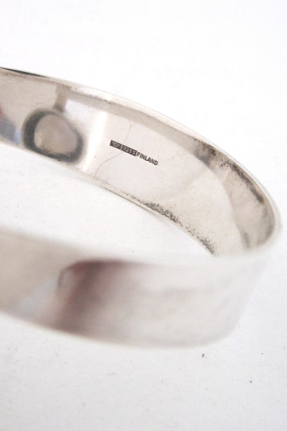 Elis Kauppi iconic bracelet