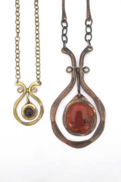 detail Rafael Alfandary Canada vintage miniature kinetic brass pendant necklace purple glass