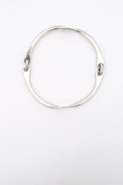 Rafael Canada sterling silver hinged bracelet