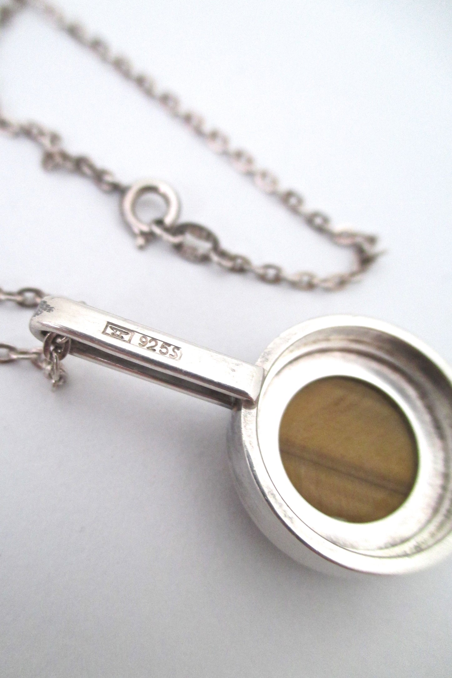 Elis Kauppi sleek silver & tiger eye pendant necklace