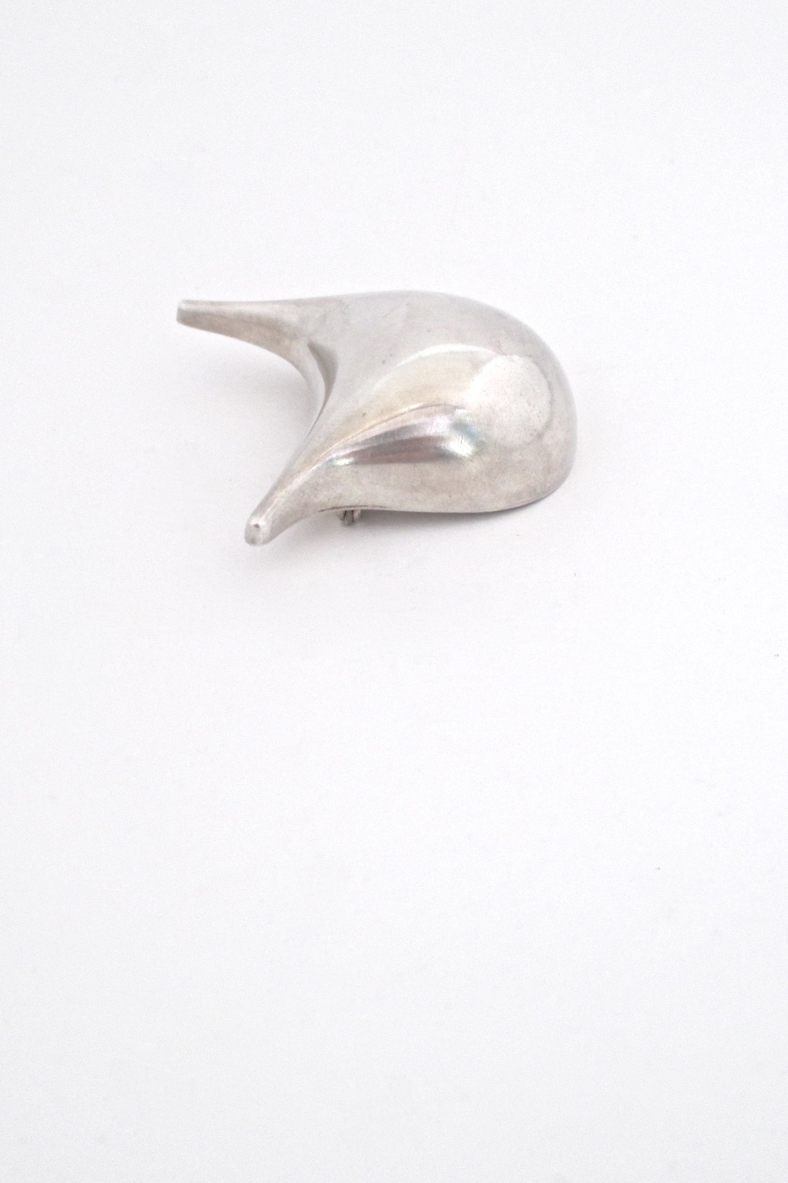 detail Georg Jensen Denmark vintage silver Scandinavian Modern brooch by Nanna Ditzel