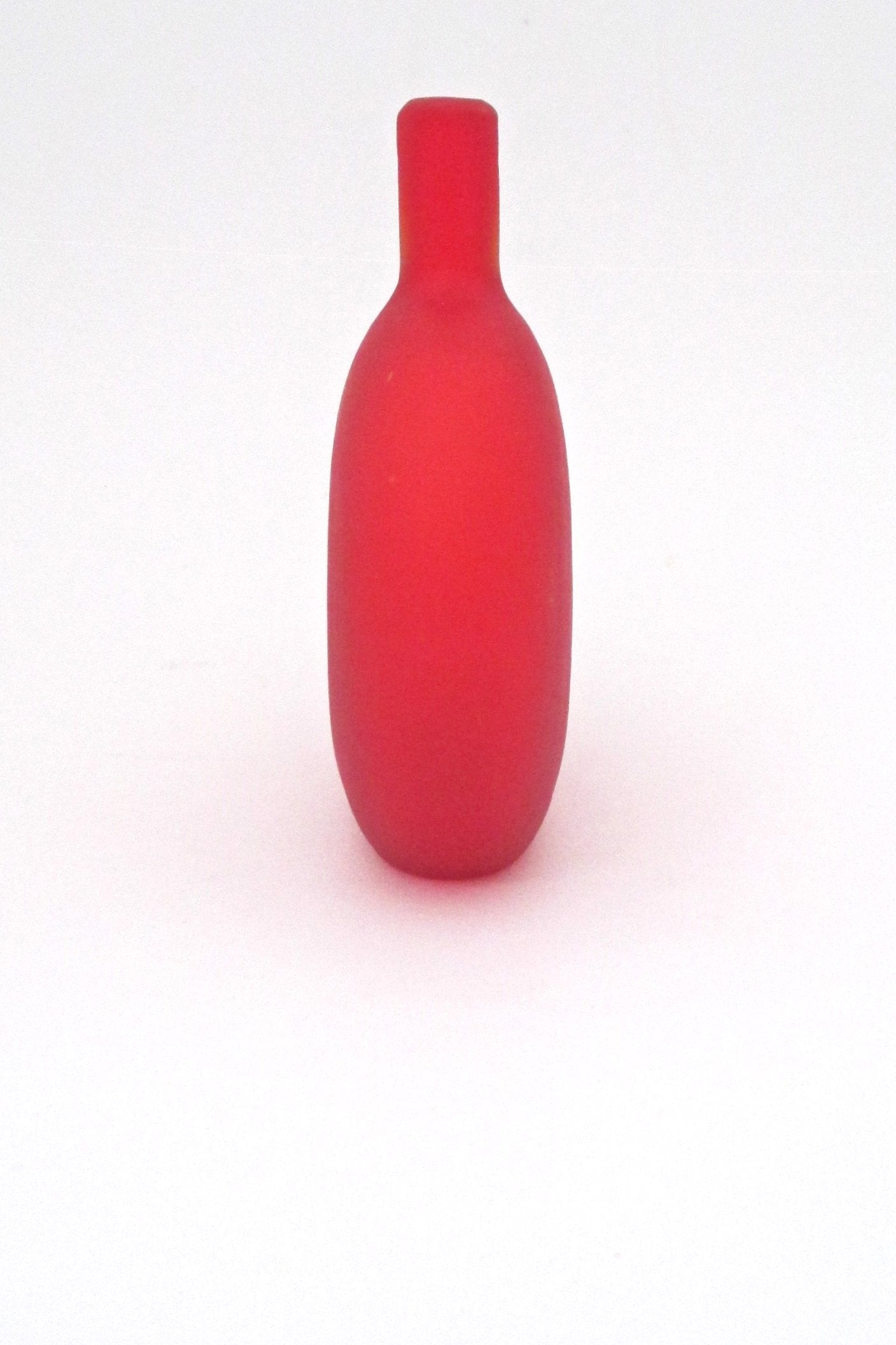 profile Oiva Toikka for Nuutäjarvi Finland vintage glass Pro Arte Maniskkapaikka Strawberry Place orange red vase