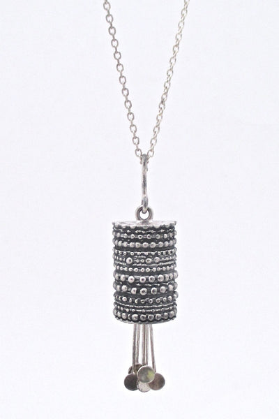 detail Jorma Laine for Kultateollisuus Finland vintage silver kinetic pendant necklace 1971