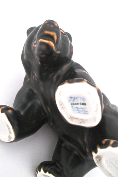 Royal Copenhagen large adult bear - Knud Kyhn