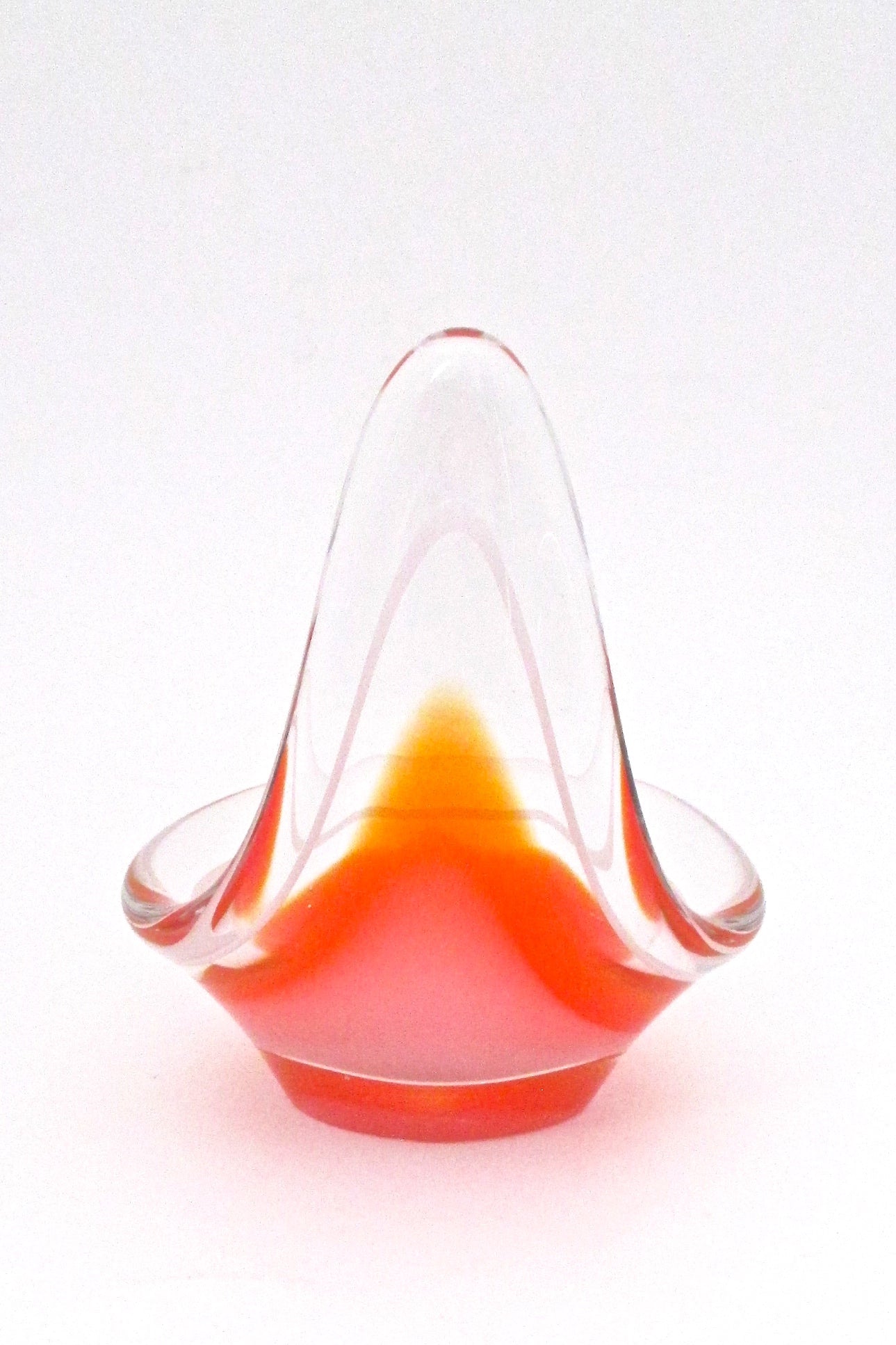 Flygsfors 'Coquille' bowl in orange - Paul Kedelv