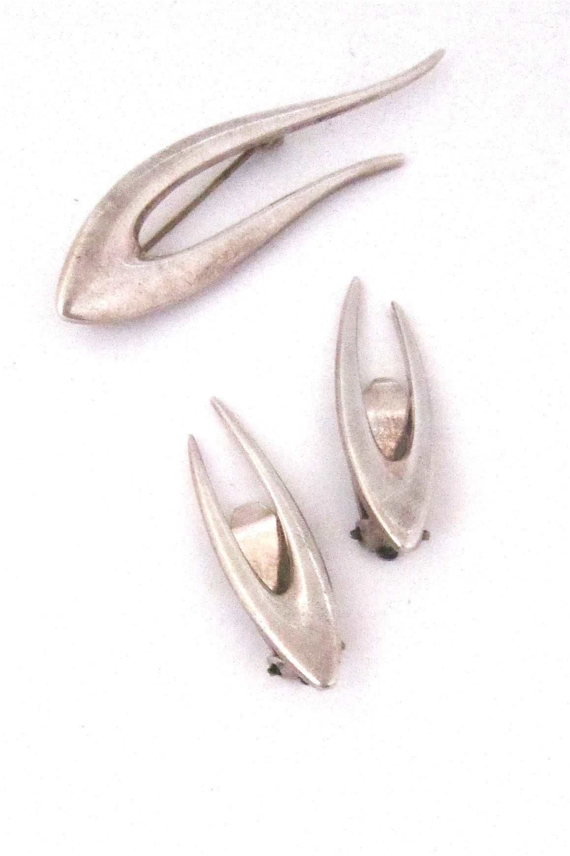 Poul Warmind Denmark vintage sterling silver "tendril" brooch and earrings