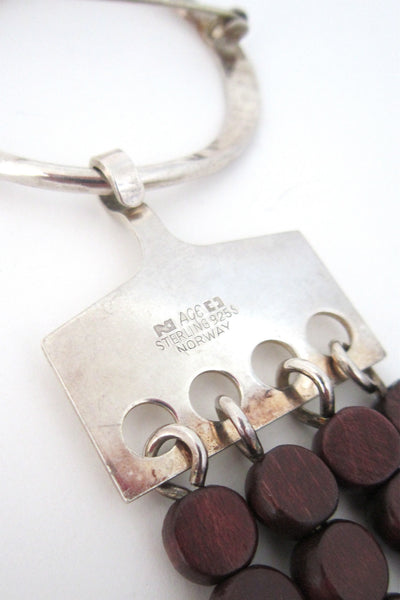 Anna Greta Eker kinetic brooch